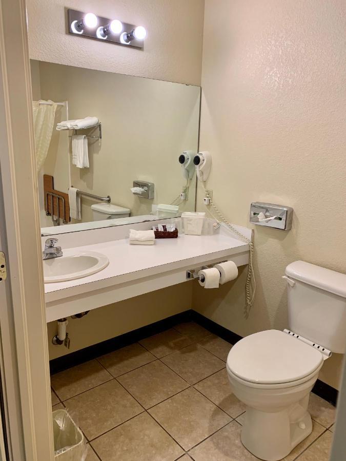 Candlelight Inn & Suites Hwy 69 Near Mcalester Buitenkant foto